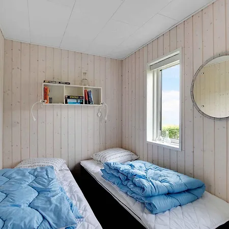 Dom wakacyjny Newly Restored With Panoramic Sea Views Aabenraa