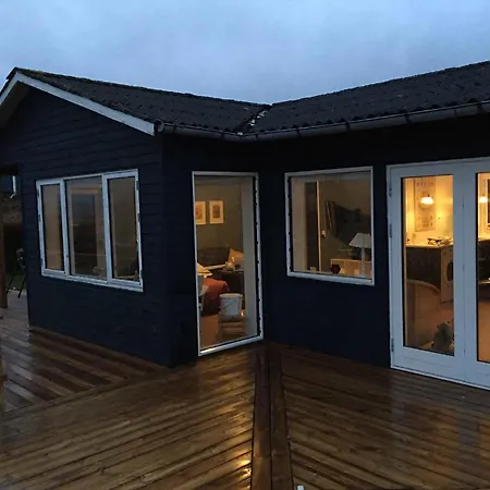 بيت للعطل Newly Restored With Panoramic Sea Views أبينرا