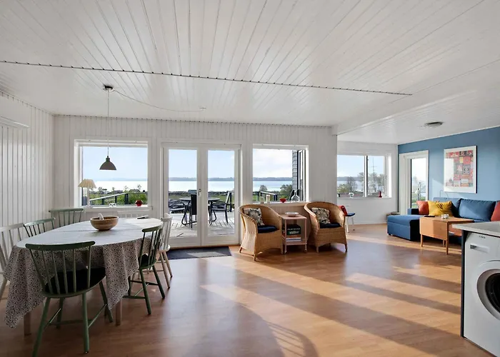 Newly Restored With Panoramic Sea Views بيت للعطل أبينرا